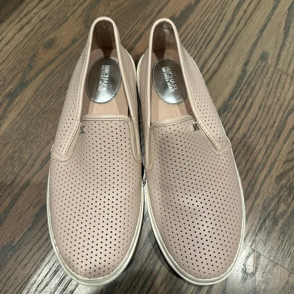 Michael Kors soft pink slip on sneakers 8 - Picture 2 of 6